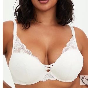 NWT XO PLUNGE PUSH-UP FLORAL LACE STRAIGHT BACK BRA